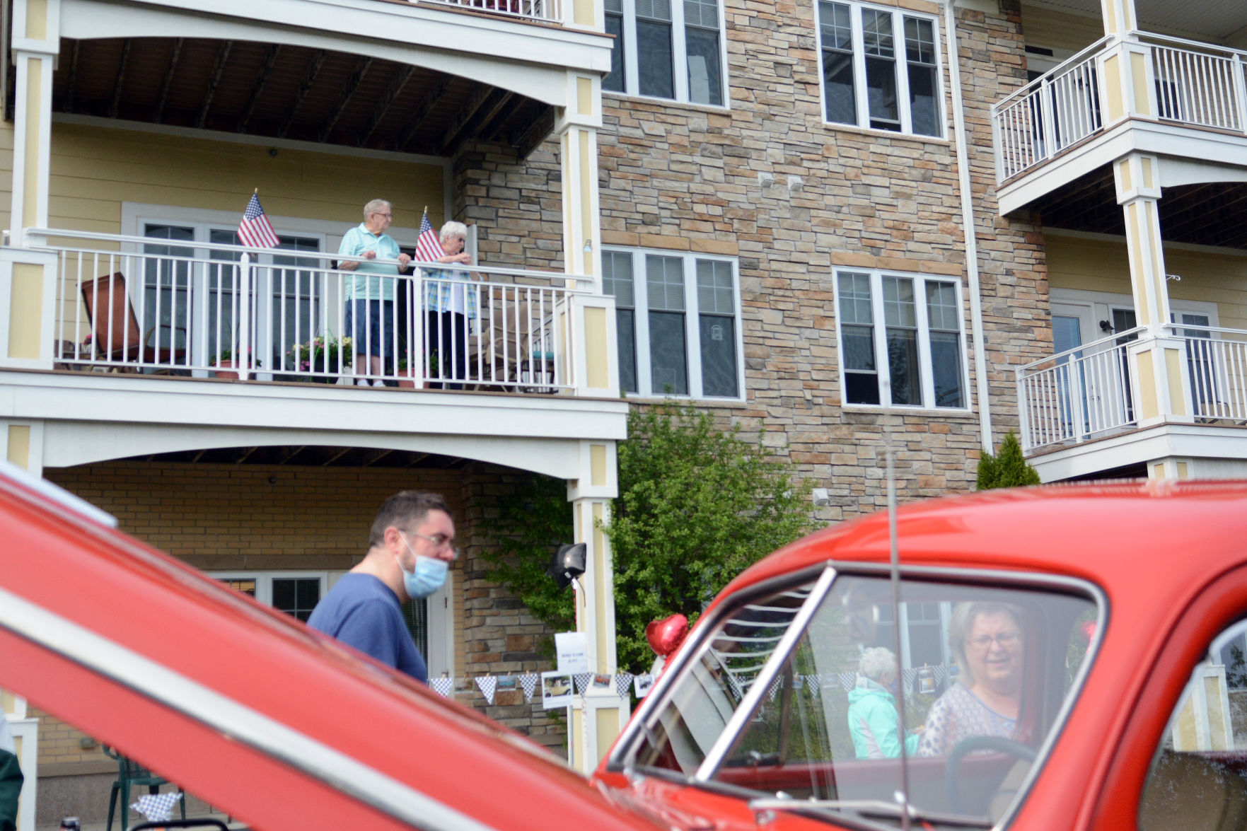 Oak Park Place classic car parade